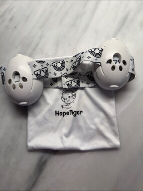 White Baby Ear Protection Headphone Strap and Carry Pouch